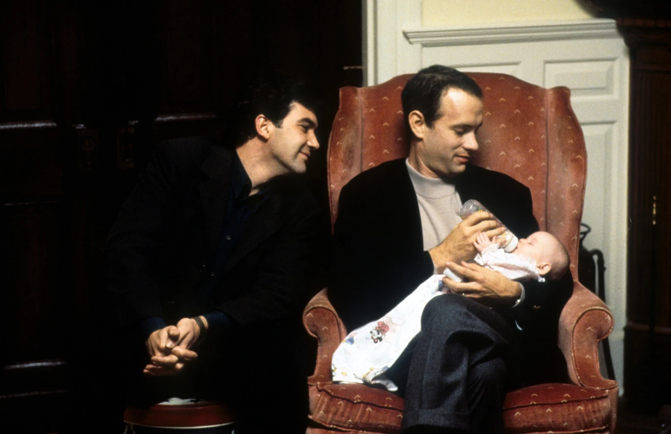 Tom Hanks jest drugim po Spencerze Tracym aktorem, któremu udało się zdobyć Oscara dwa razy z rzędu. 

Najpierw za rolę w filmie "Filadelfia" (1993) - sądowym dramacie o homoseksualnym prawniku Andrew Beckecie, skarżącym byłą kancelarię za zwolnienie z powodu AIDS. Film był jedną z pierwszych wysokobudżetowych produkcji dotykających kwestii homofobii i epidemii AIDS.  

Reżyser Jonathan Demme chciał, żeby jego film poszerzył świadomość społeczną na temat AIDS i związków homoseksualnych. Według Hanksa nakręcono więcej scen dotyczących związku Becketta z jego partnerem Miguelem (Antonio Banderas); także jego intymnych aspektów. Wszystkie zostały jednak wycięte. Zamiast tego skupiono się na przebiegu AIDS u Andrew. Sceny kręcono w porządku chronologicznym, ponieważ Hanks drastycznie chudł, by przekonująco przedstawić kolejne stadia choroby swej postaci.

Film okazał się ogromnym sukcesem, a Tom Hanks stał się gwiazdą światowego formatu. 