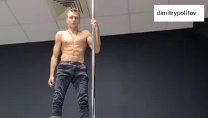 Dymitry Politov. Pole dance w bardzo męskim wydaniu 