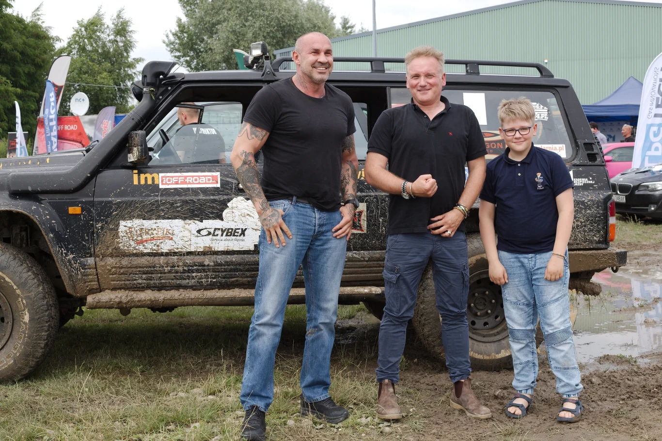 Jarosław Kret z synem i Przemysławem Saletą 