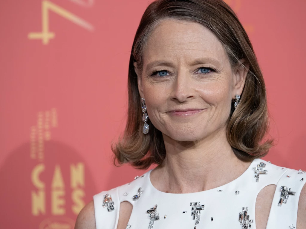 Jodie Foster zdecydowała się na dyskretny, elegancki makijaż