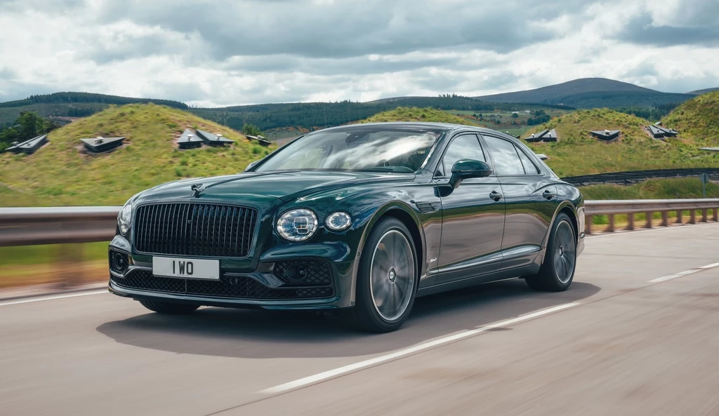 Bentley Flying Spur Hybrid