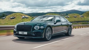 Bentley Flying Spur Hybrid