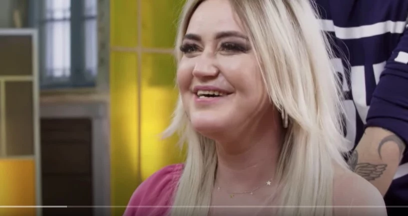 Agnieszka Kotońska na oczach widzów programu "Gogglebox. Przed telewizorem" przeszła metamorfozę