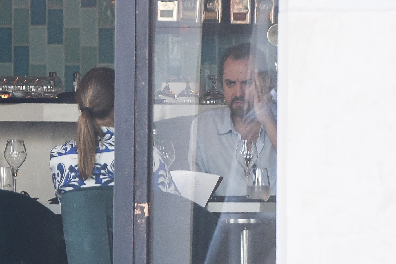 Anna Mucha z ukochanym na obiedzie Anna Mucha z ukochanym na obiedzie