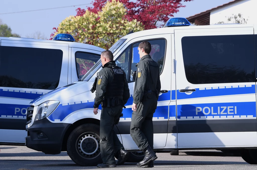 Dziecko nie chciało iść do szkoły, matka wezwała na pomoc policję, zdjęcie ilustracyjne Dziecko nie chciało iść do szkoły, matka wezwała na pomoc policję, zdjęcie ilustracyjne