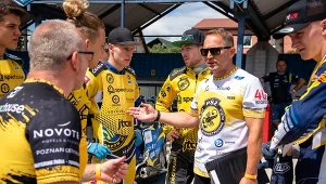 Narada SpecHouse PSŻ Poznań. Piotr Paluch w białej koszulce.