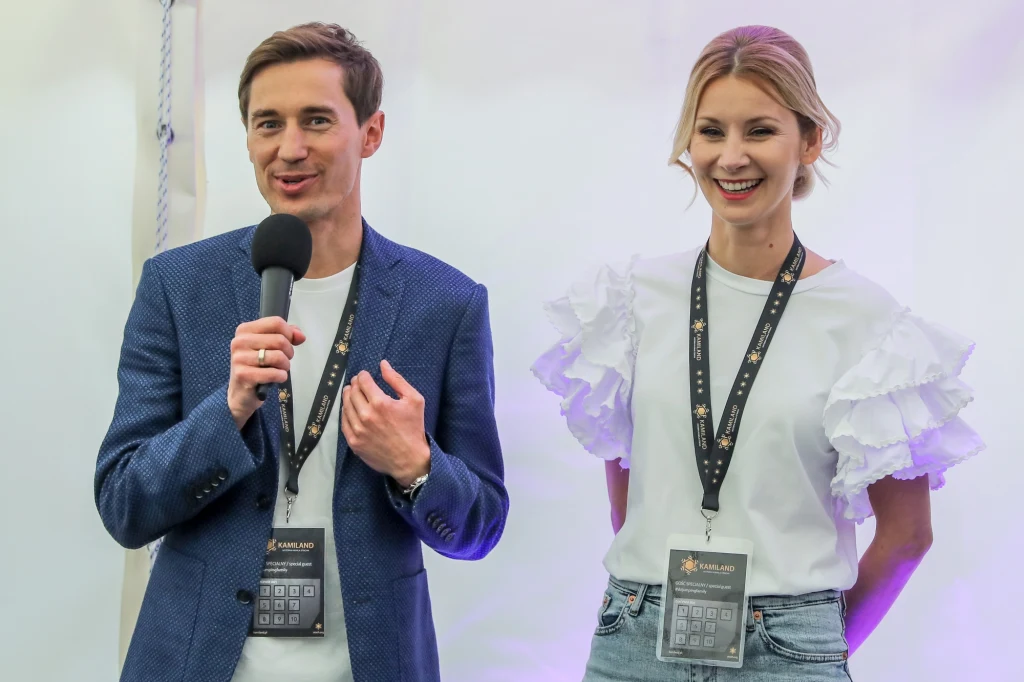 Kamil Stoch i Ewa Bilan-Stoch na otwarciu galerii "Kamiland"