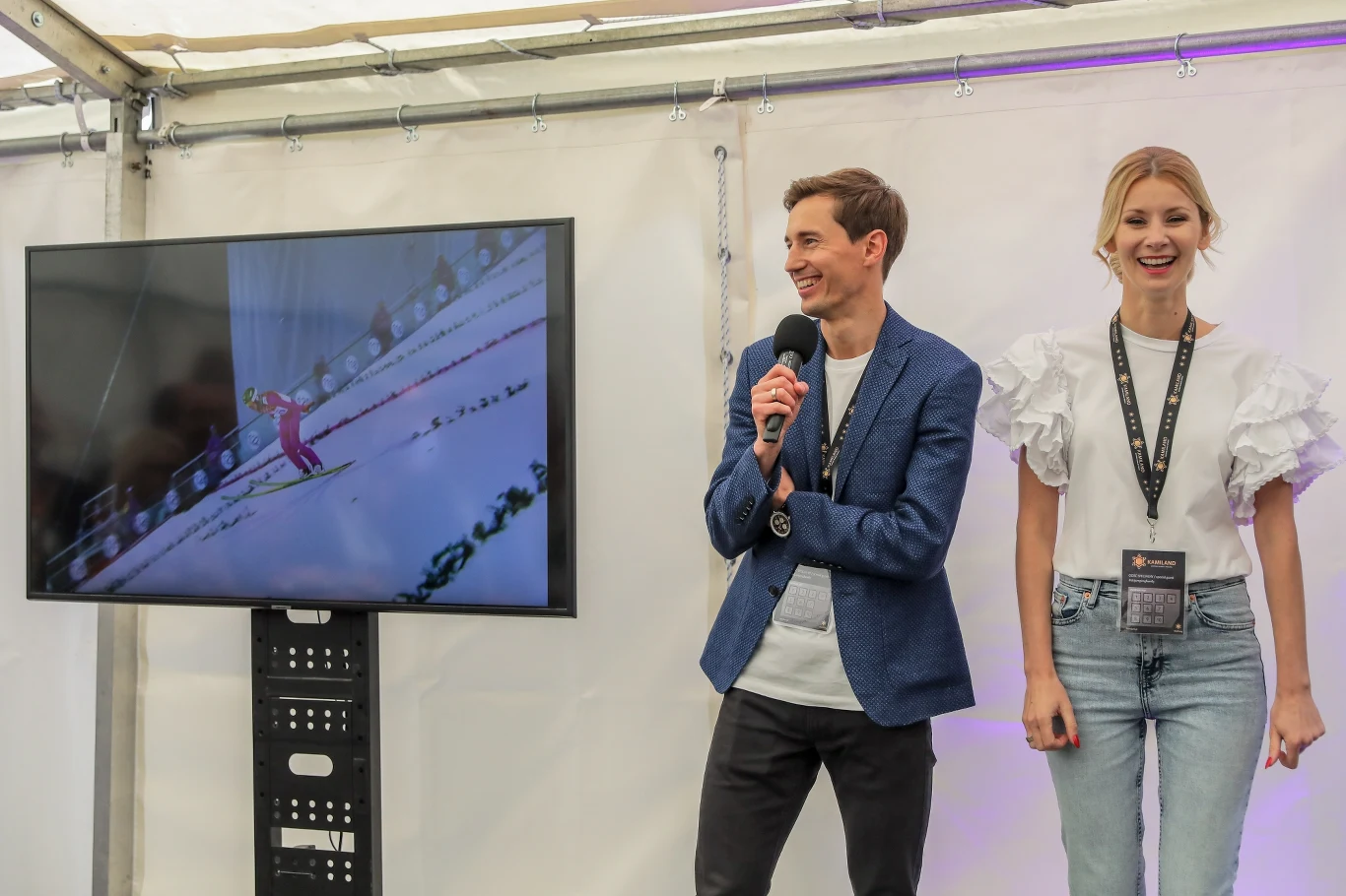 Kamil Stoch i Ewa Bilan-Stoch na otwarciu galerii "Kamiland" Kamil Stoch i Ewa Bilan-Stoch na otwarciu galerii "Kamiland"