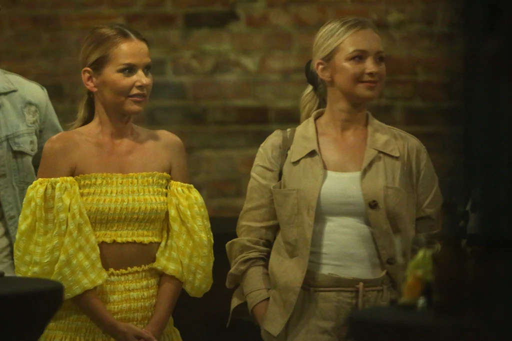 Paulina Sykut-Jeżyna i Barbara Kurdej-Szatan na imprezie uczestników "Twoja twarz brzmi znajomo" Paulina Sykut-Jeżyna i Barbara Kurdej-Szatan na imprezie uczestników "Twoja twarz brzmi znajomo"