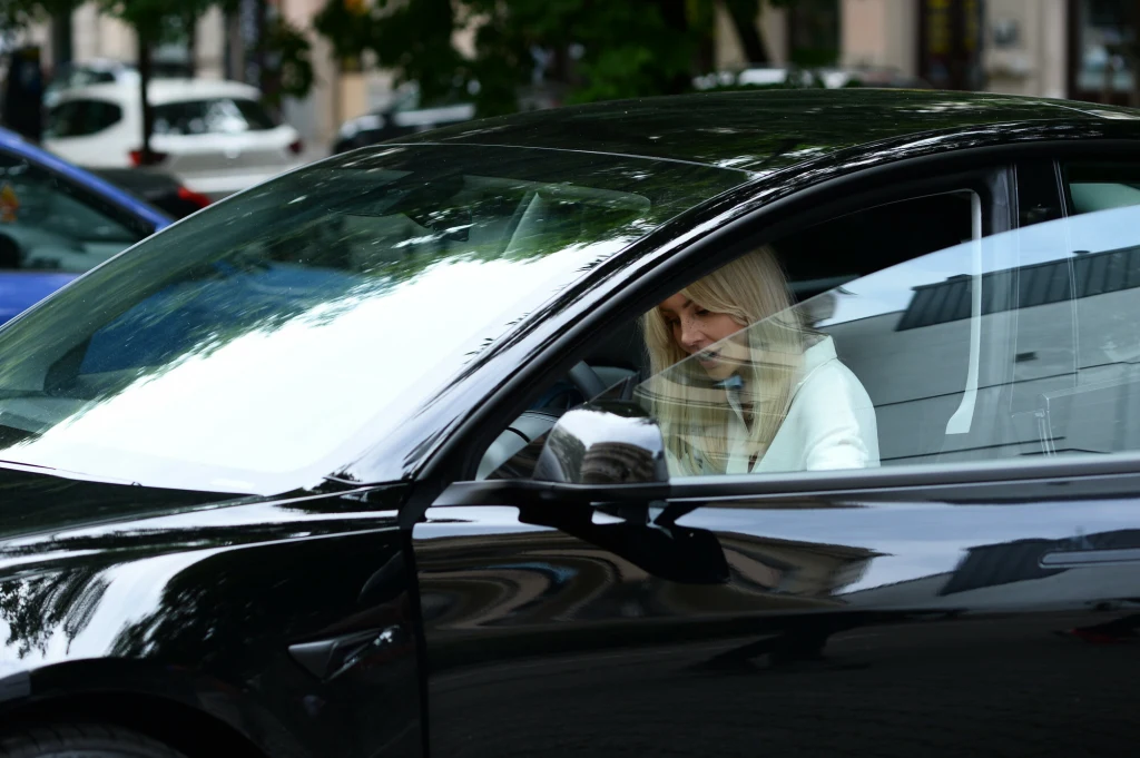 Auto Agnieszki Woźniak-Starak nie należy do tanich modeli Auto Agnieszki Woźniak-Starak nie należy do tanich modeli