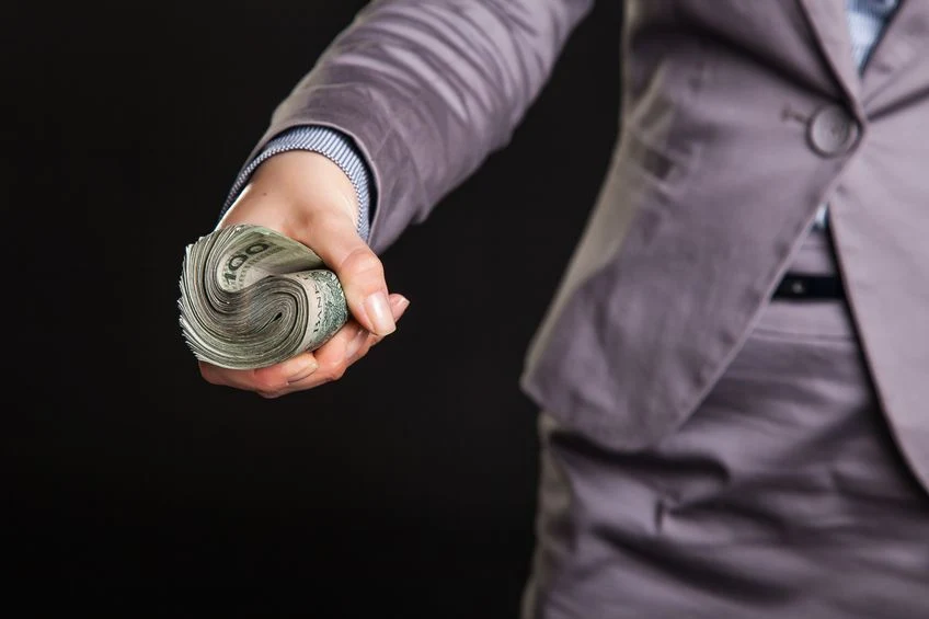 Pracownica banku okradła klientów na około 170 tys. zł (zdj. ilustracyjne)