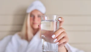 Prosty test na skórze powie prawdę o stanie nawodnienia twojego organizmu