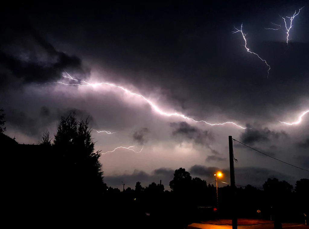 Burze nad Polską Burze nad Polską