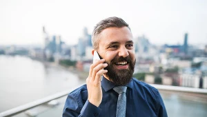 Liczba wolnych miejsc pracy w Wielkiej Brytanii powyżej poziomu sprzed pandemii