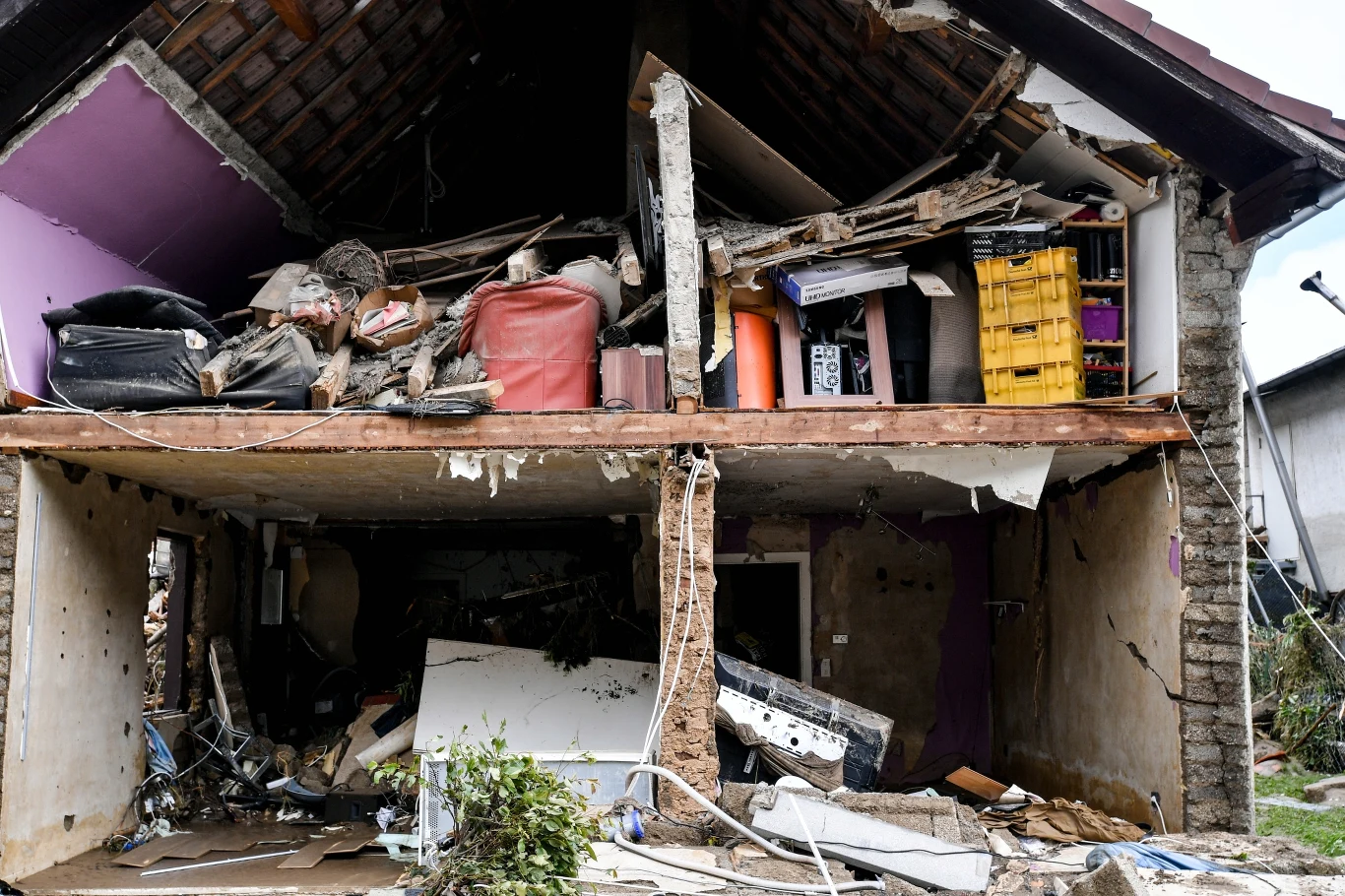 W powodzi w Niemczech zginęły co najmniej 42 osoby