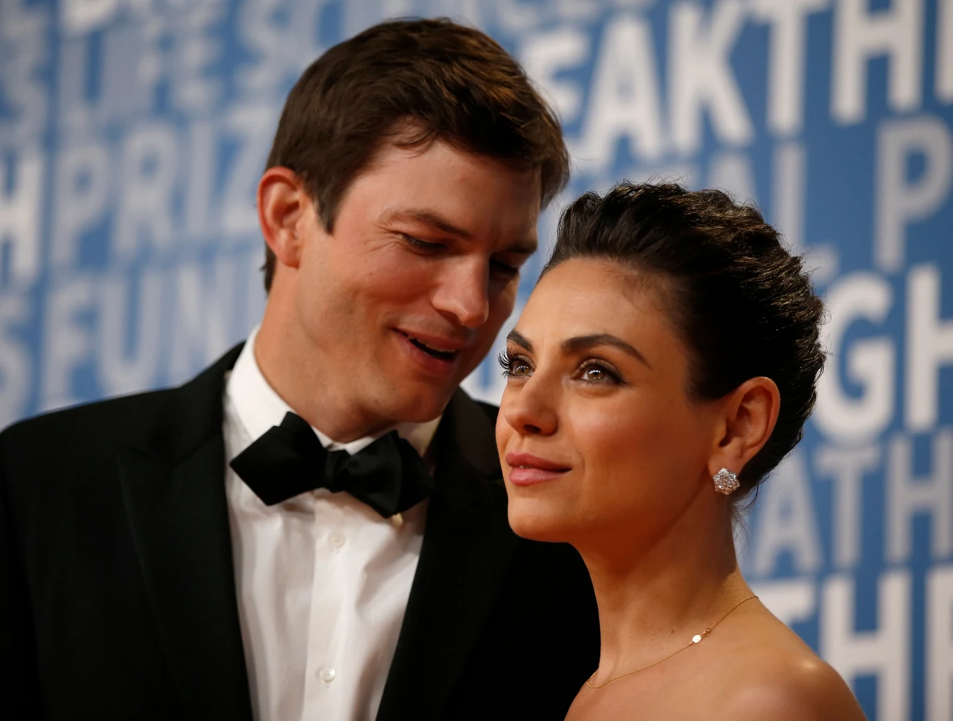 Ashton Kutcher i Mila Kunis Ashton Kutcher i Mila Kunis