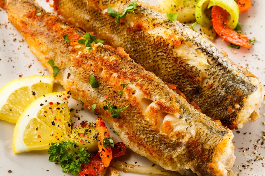 Smażona ryba to popularny pomysł na obiad