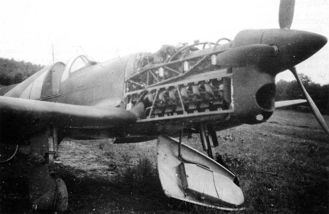 Również Polacy przekonali się o nieprzydatności Cyclone w działaniach bojowych. Samoloty posiadały problem z mechanizmem chowania podwozia, zespołem elementów zmieniającym skok śmigła, zacinały się karabiny maszynowe, a podczas nurkowania blokował się ster wysokości. W efekcie francuski minister Guy La Chambre 25 maja 1940 roku wydał zakaz lotów na tych maszynach.

Mimo to, wobec braku innych samolotów Polacy nadal walczyli na Caudronach i co ciekawsze odnieśli sporo sukcesów. W dniach od 8 do 11 czerwca 1940 roku zestrzelili łącznie 12 niemieckich na pewno (4 bombowe Dornier Do-17, 3 myśliwskie  Bf-109 i 5 myśliwskich Bf-110) oraz 3 samoloty prawdopodobnie.