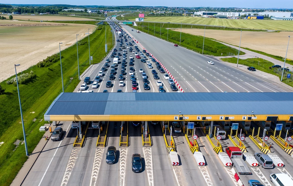 Korki na autostradzie A1 tworzą się zwykle w wakacyjne weekendy