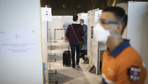 Punkt wykonywania testów na paryskim lotnisku 