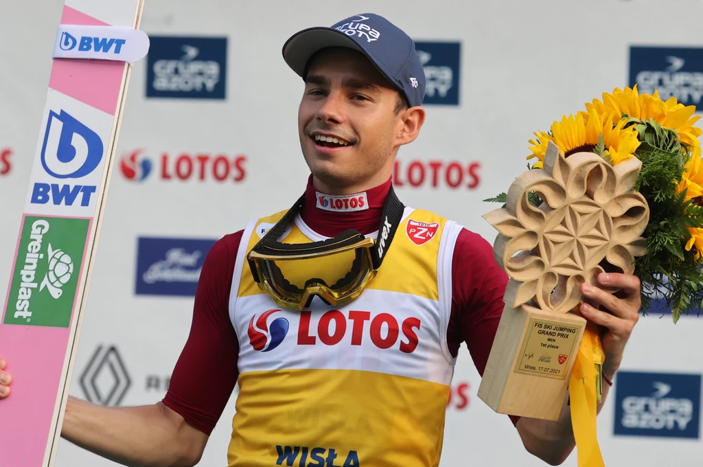 Jakub Wolny na najwyższym stopniu podium w Wiśle Jakub Wolny na najwyższym stopniu podium w Wiśle