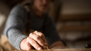 Silna przecena tarcicy sygnalizuje ochlodzenie na rynku nieruchomości 