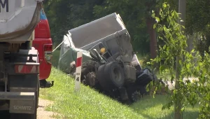 Grębiszew: Cztery osoby zginęły w zderzeniu auta z ciężarówką