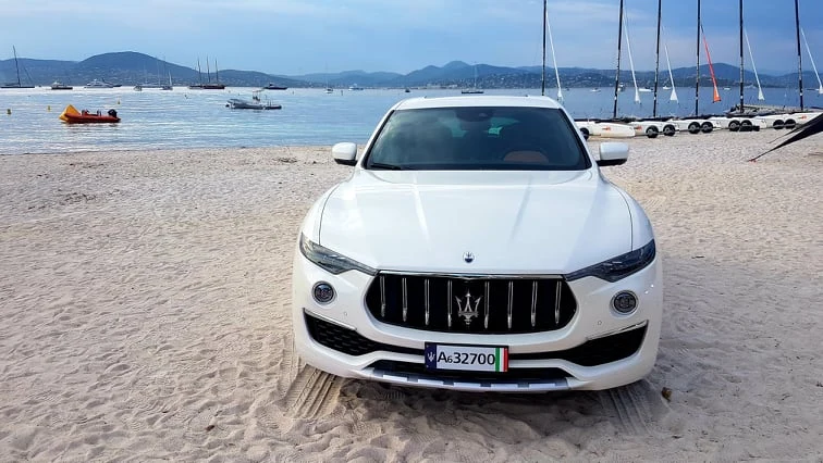 Maserati Levante Hybrid na zdjęciach