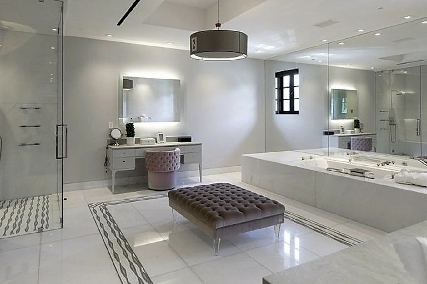 Dom Jennifer Lopez i Bena Afflecka