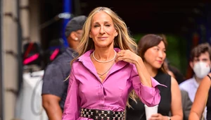 Sarah Jessica Parker na planie nowego serialu. Pokazała się w siwych włosach