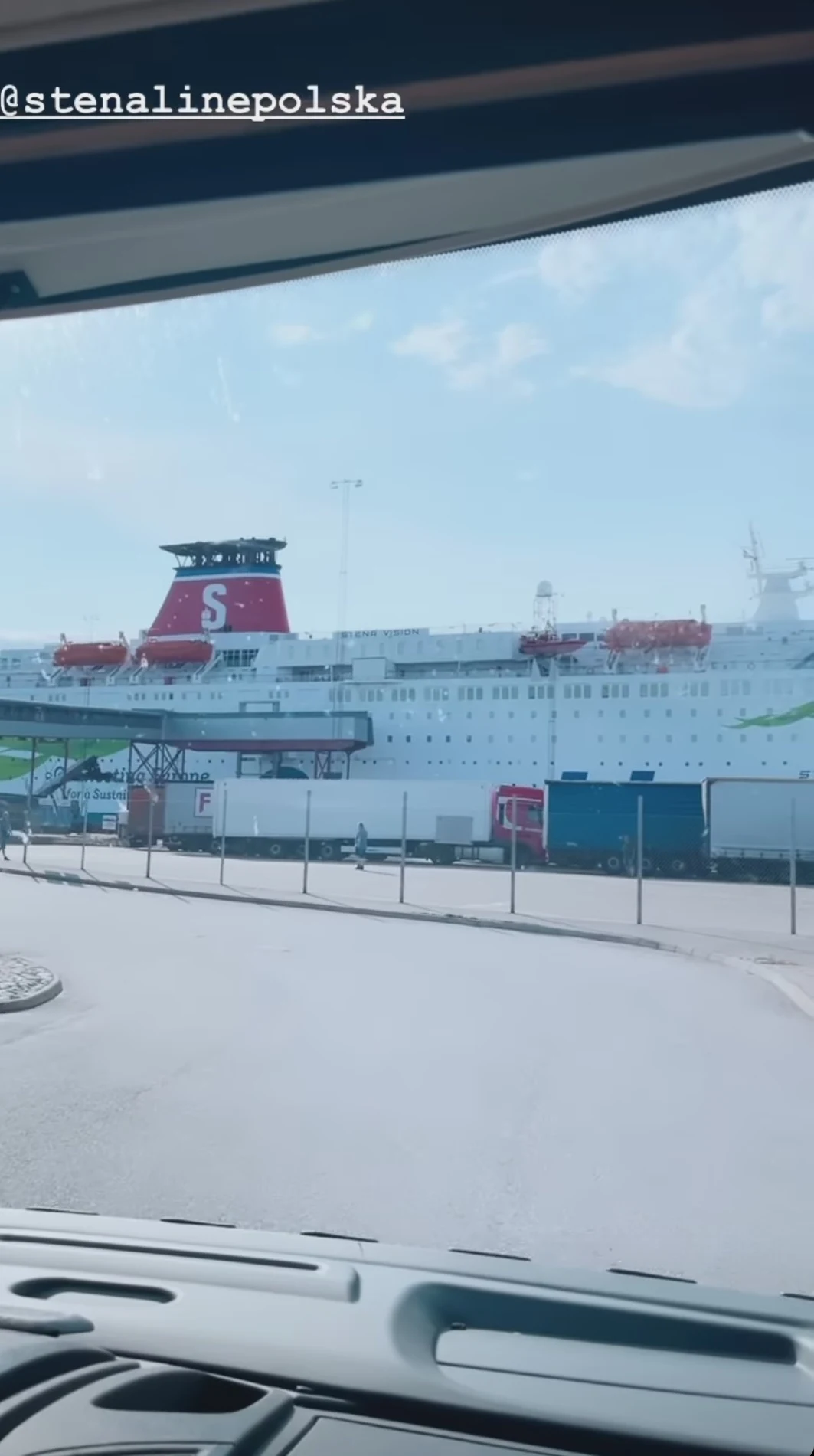 Fot.: https://www.instagram.com/m_rozenek/ Fot.: https://www.instagram.com/m_rozenek/