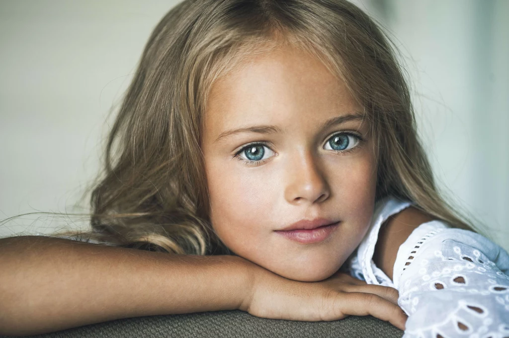 Kristina Pimenova, nazywana często "najpiękniejszą dziewczynką świata" na zdjęciu w 2014 roku 