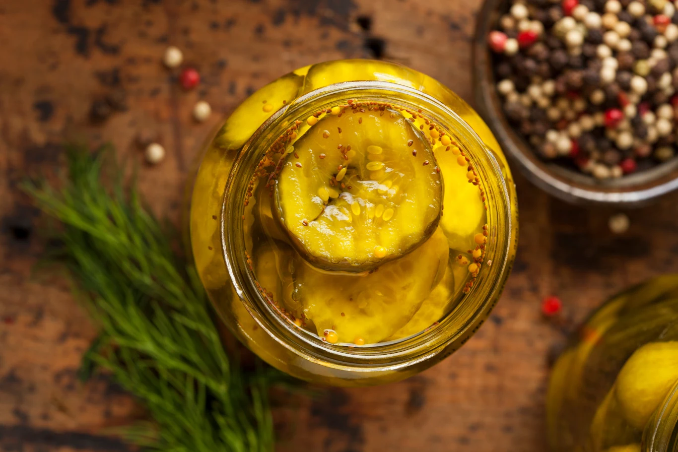 Ogórki po koreańsku można przechowywać w słoiku nawet do pięciu dni Ogórki po koreańsku można przechowywać w słoiku nawet do pięciu dni