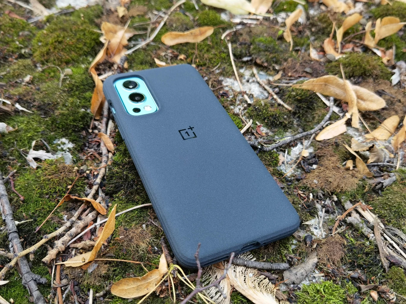 OnePlus Nord 2 5G (w oficjalnym etui)