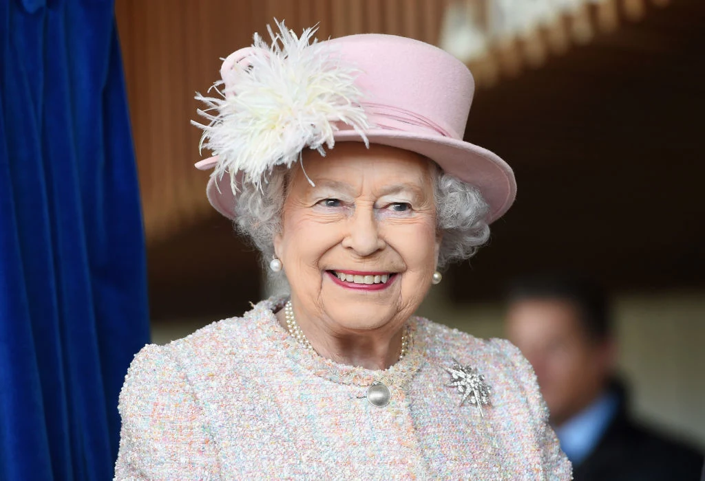 Królowa Elżbieta II 21 kwietnia skończyła 95 lat, ale wygląda na o wiele młodszą 