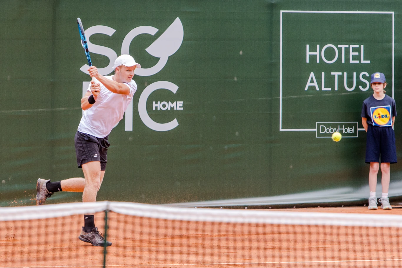 Maks Kasnikowski (fot. Paweł Rychter) Maks Kasnikowski (fot. Paweł Rychter)
