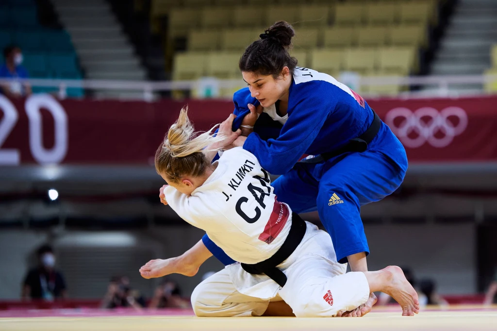 Julia Kowalczyk (w niebieskim stroju) Julia Kowalczyk (w niebieskim stroju)