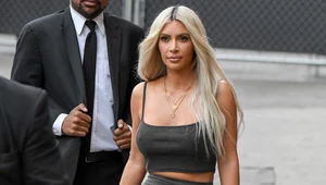 Kim Kardashian w obłędnym bikini! Wygląda jak milion dolarów! 