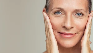 Kolagen w kremie czy do picia? W tej formie najlepiej odmładza skórę