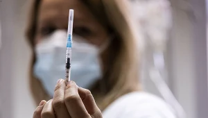 Grecja do jesieni chce zaszczepić 70 proc. populacji