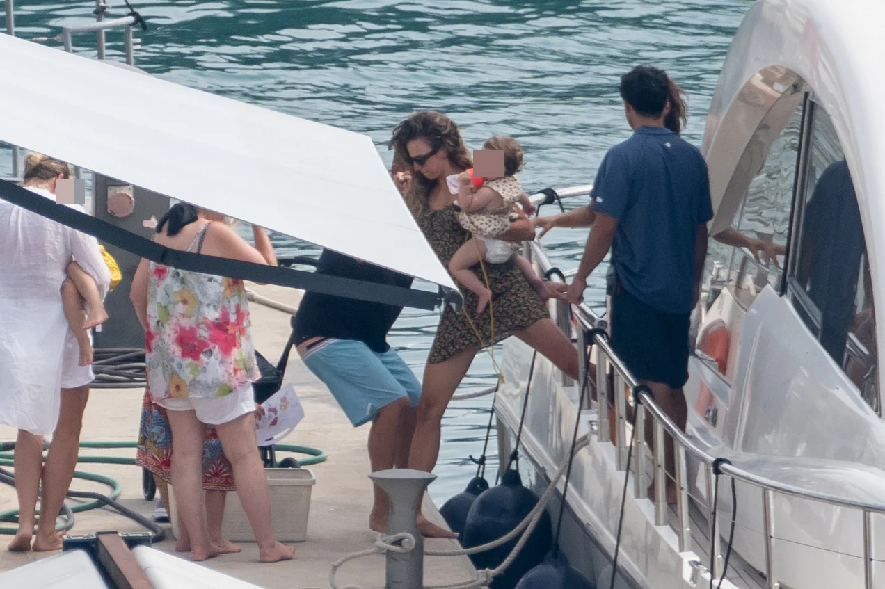 Anna Lewandowska z rodziną na wakacjach Anna Lewandowska z rodziną na wakacjach