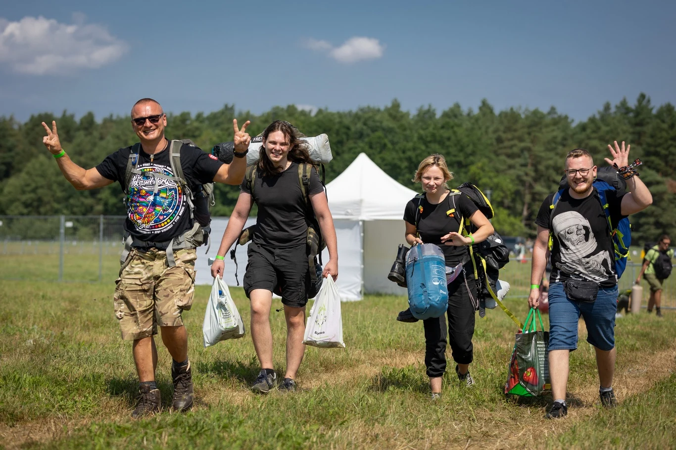 Pierwsi uczestnicy Pol'and'Rock Festivalu 2021 są już na terenie imprezy.