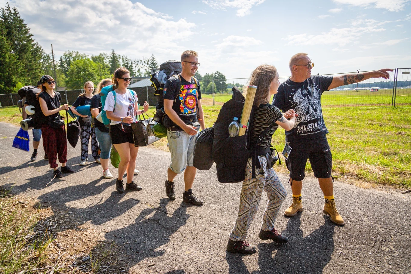 Festiwal w Makowicach - Płotach przyjmie formę hybrydową - dostępny będzie zarówno dla publiki obecnej na miejscu (organizatorzy przyjmą 20 tys. osób - w tym osoby zaszczepione i niezaszczepione), jak i dla widzów śledzących jego przebieg w internecie.