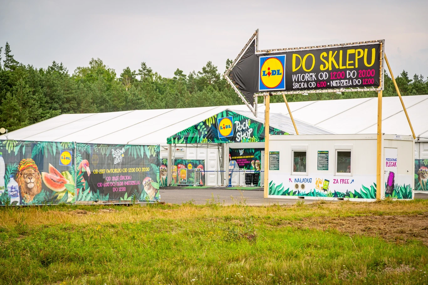 W tym roku po raz pierwszy zostały wprowadzone płatne wejściówki, z których środki przeznaczone zostały na zabezpieczenie w związku z koronawirusem (testy, maseczki, płyny do dezynfekcji).