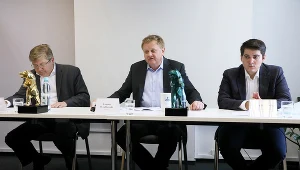 ZPP proponuje alternatywę dla Polskiego Ładu. N/z Cezary Kazmierczak, Tomasz Wroblewski, Jakub Binkowski.