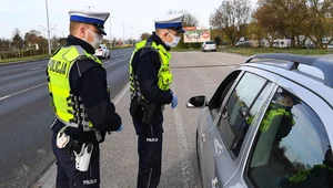 Policja używa sonometrów i zabiera dowody rejestracyjne