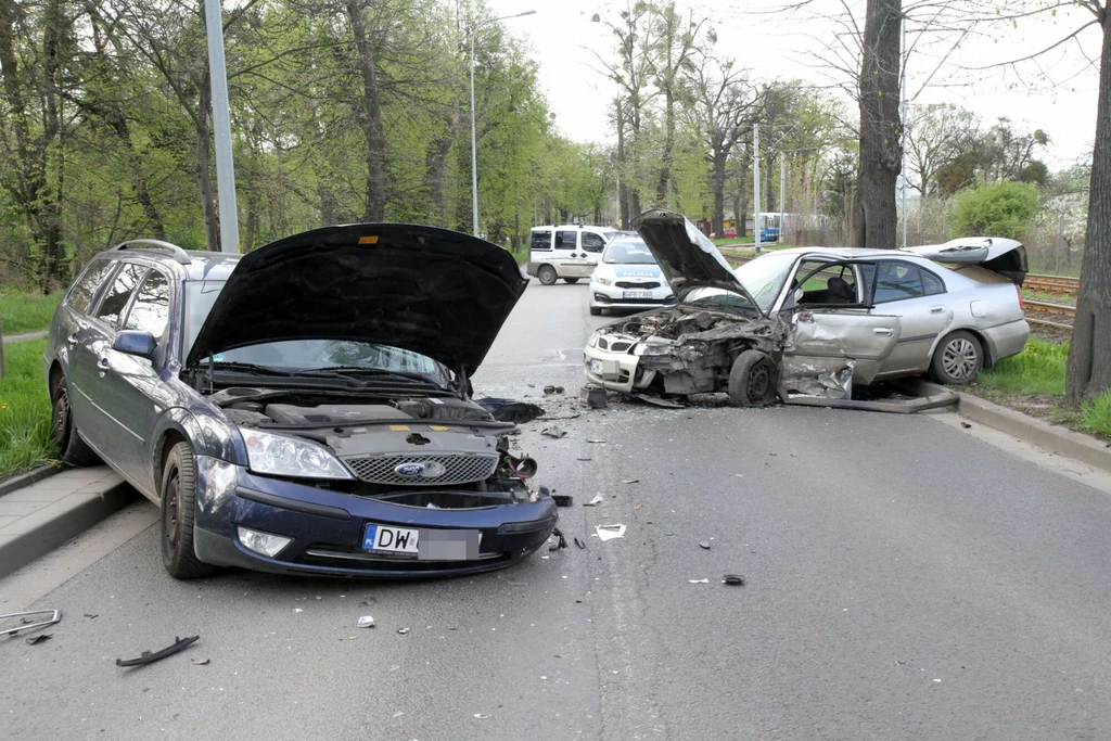 Wypadek spowodowany przez pijanego kierowcę