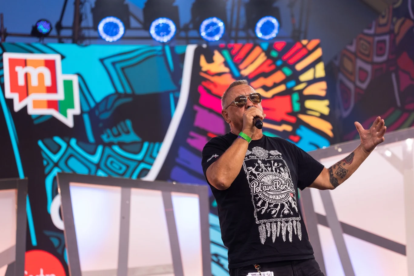 Jurek Owsiak na scenie ASP