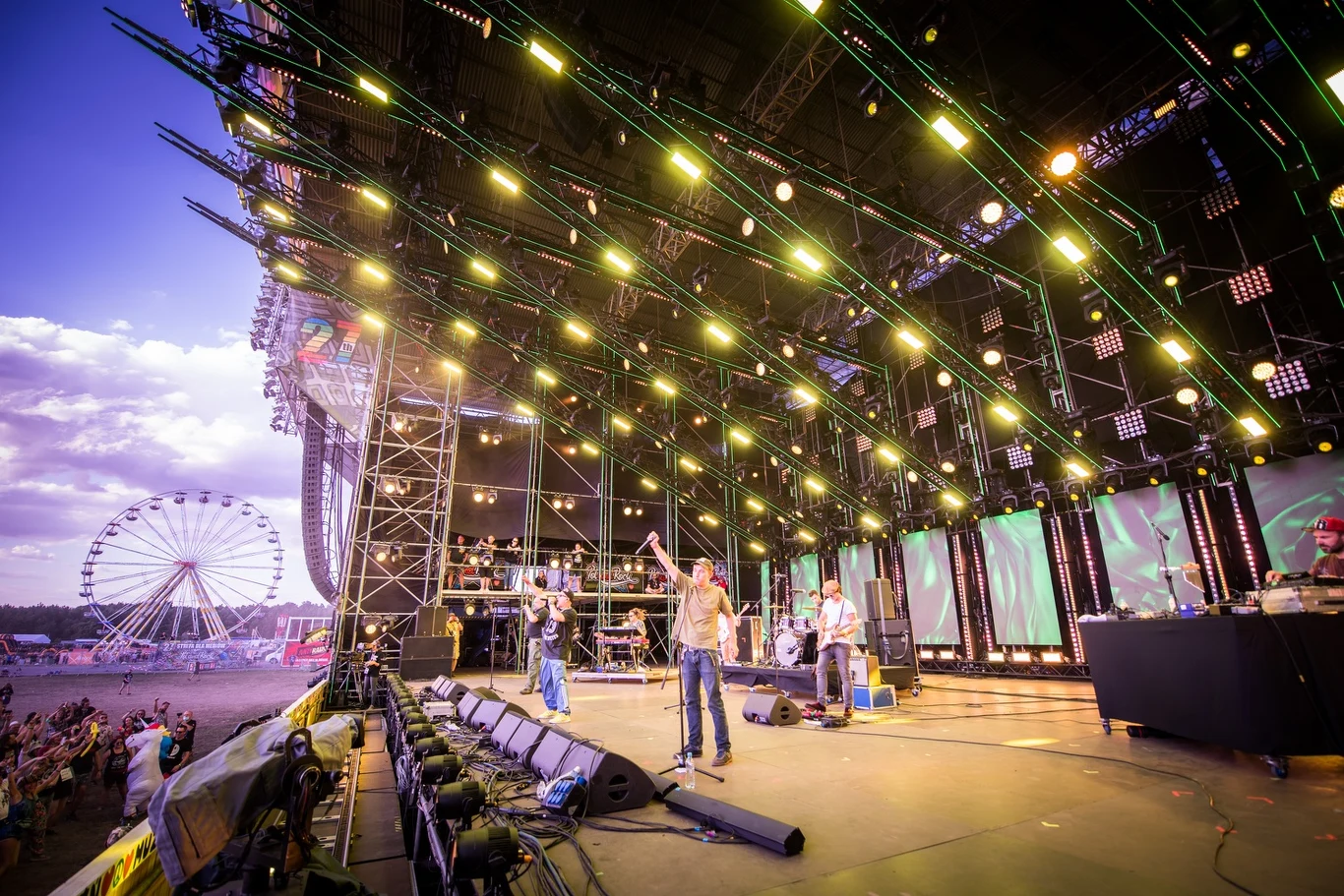 Zespół Vavamuffin stworzył na scenie niesamowitą energię