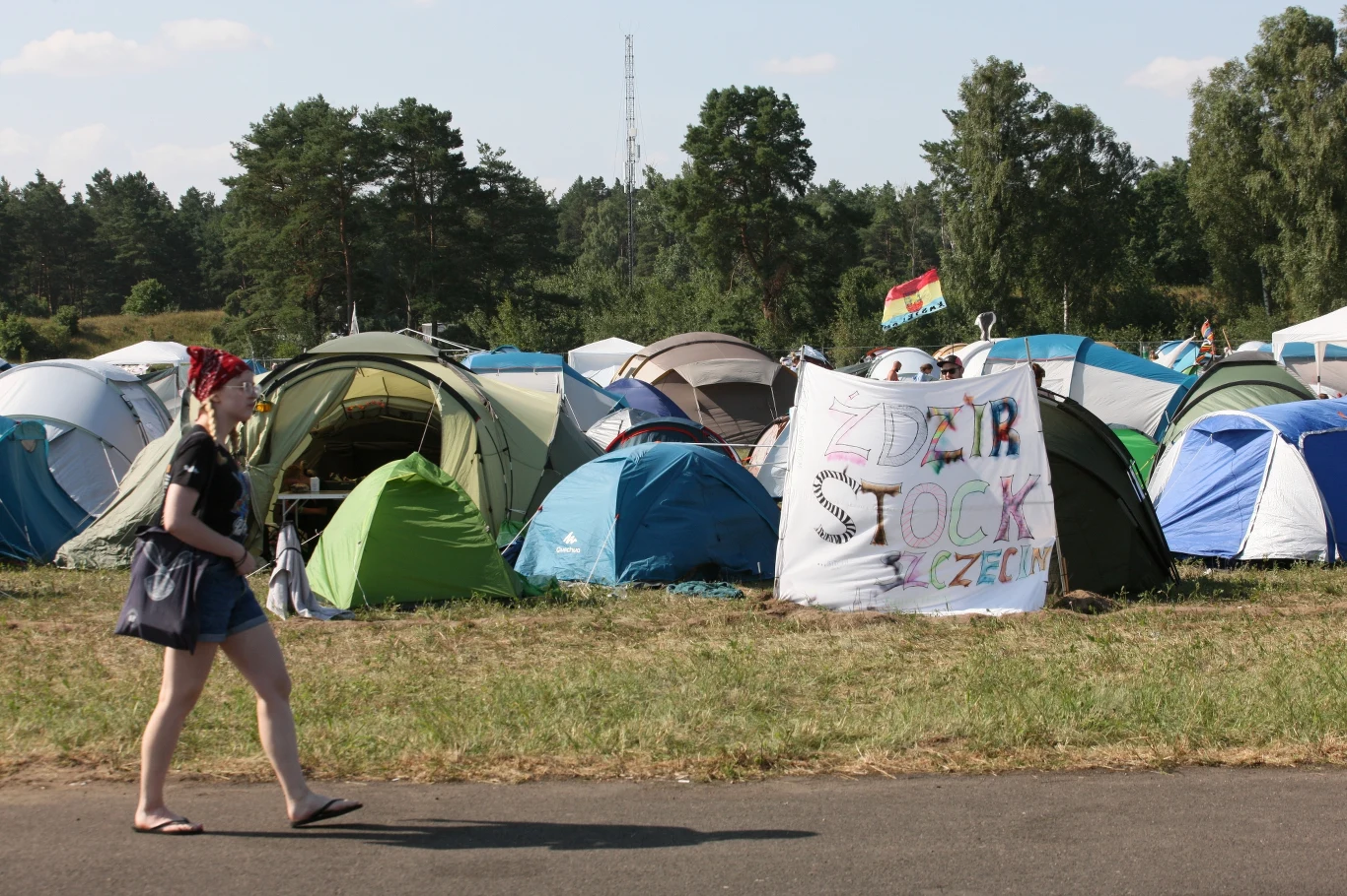 Wydarzenie zorganizowane zostało z najwyższą dbałością o zdrowie uczestników, co wiąże się nie tylko z testowaniem na COVID-19 wszystkich obecnych na miejscu, ale również m.in. z odpowiednim zabezpieczeniem terenu i zmianą lokalizacji.